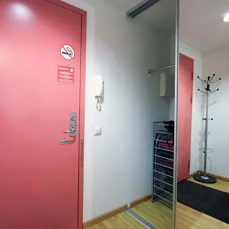Joe Apartment *